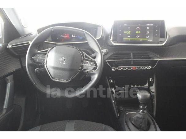 Peugeot 2008 1.2 PureTech 74 kW image number 18