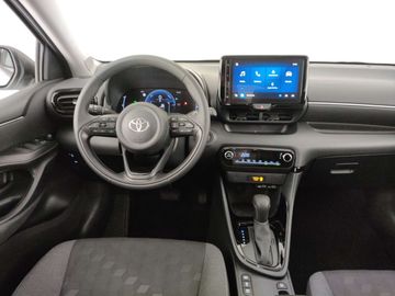 Car image 9