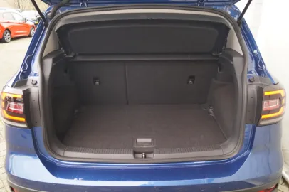 Car image 28