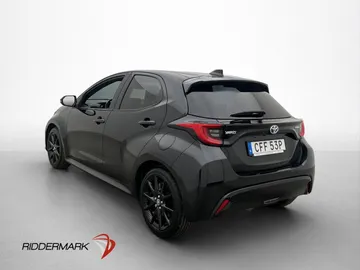 Car image 3