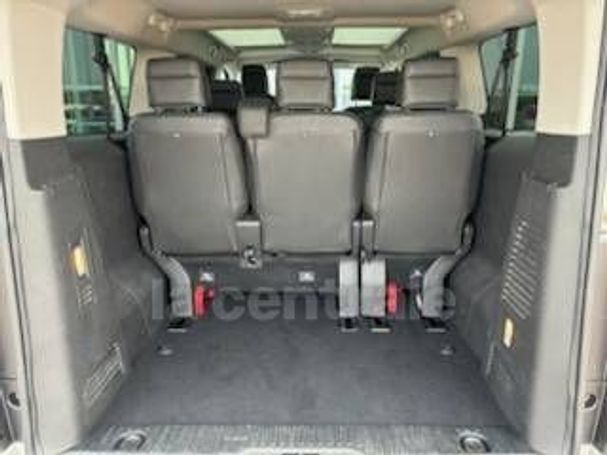 Peugeot Traveller 2.0 BlueHDi 180 EAT8 Allure 130 kW image number 13