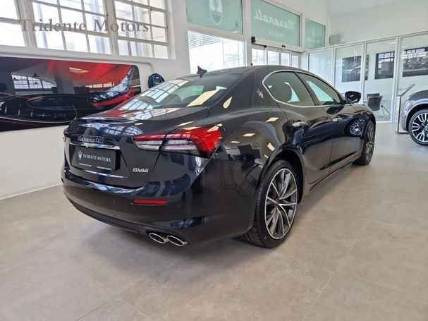 Maserati Ghibli 2.0 GT 243 kW image number 4