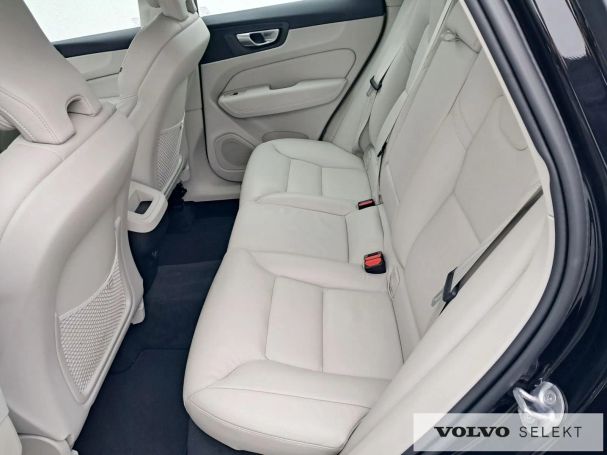 Volvo XC60 AWD 145 kW image number 15