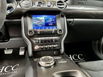 Car image 28