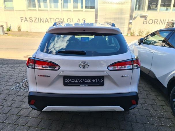 Toyota Corolla Cross 1.8 Hybrid Business 103 kW image number 3