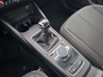 Car image 24