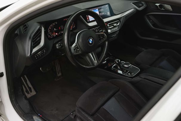 BMW 118i M Sport 104 kW image number 8