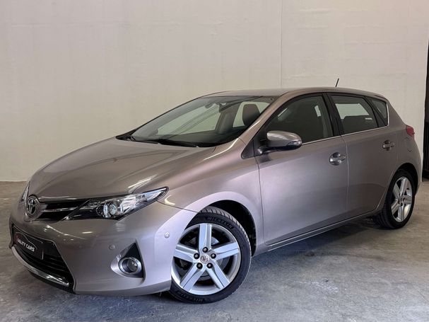 Toyota Auris 1.6 Executive 97 kW image number 1