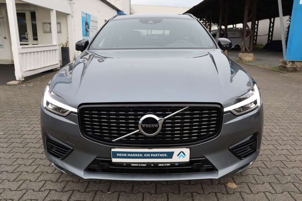 Volvo XC60 R Recharge T6 Design AWD Geartronic 251 kW image number 3