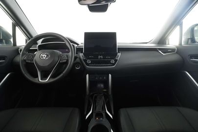 Car image 10