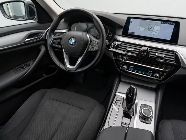 BMW 520d 140 kW image number 26