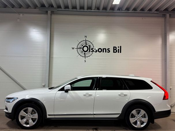 Volvo V90 Cross Country D5 AWD 174 kW image number 3