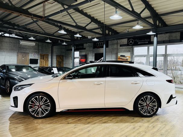 Kia ProCeed GT 150 kW image number 5