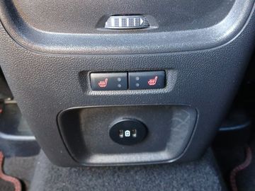 Car image 28