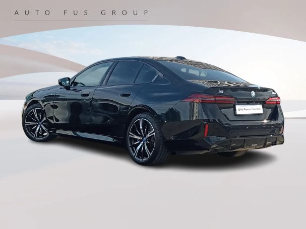 BMW i5 M60 xDrive 440 kW image number 4