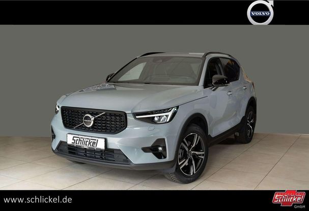 Volvo XC40 T2 Plus Dark 95 kW image number 1