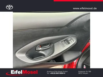Car image 20
