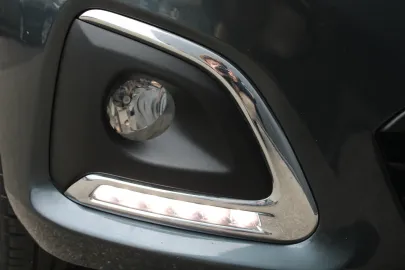 Car image 35
