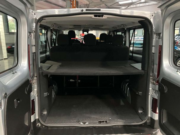 Renault Trafic Grand 150 110 kW image number 9