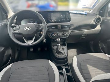 Car image 11