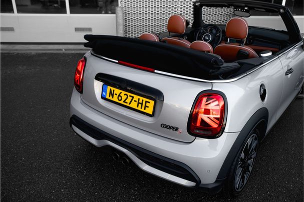 Mini Cooper S Cabrio Classic 132 kW image number 13