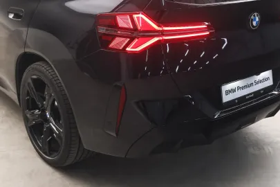 Car image 38