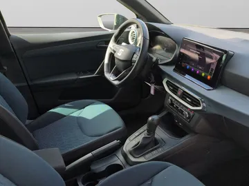 Car image 21
