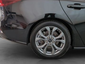 Car image 29
