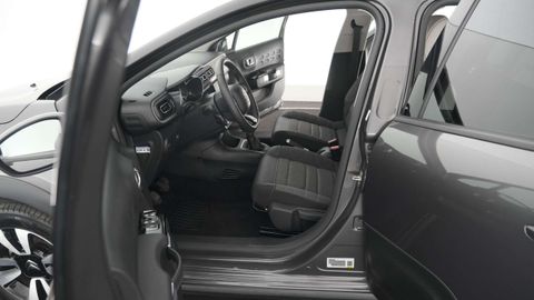 Car image 21