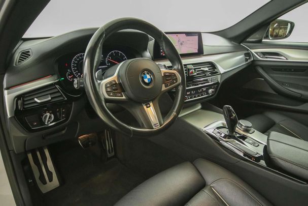 BMW 550d Touring xDrive 294 kW image number 7