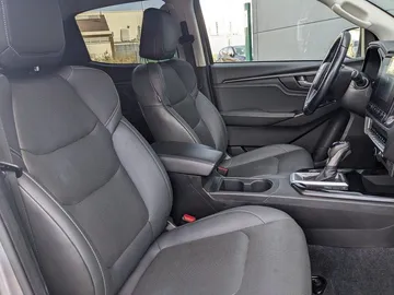 Car image 29