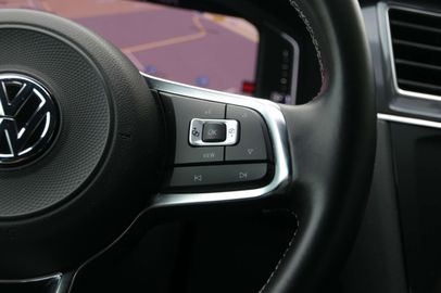 Car image 35