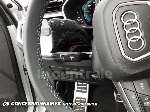 Audi Q3 45 TFSIe S tronic S-line Sportback 180 kW image number 24