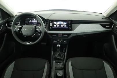 Car image 30