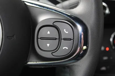 Car image 37