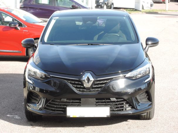 Renault Clio TCe 90 66 kW image number 3