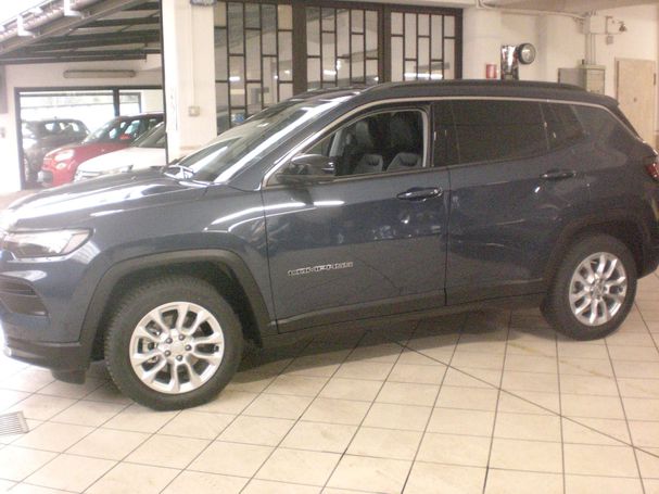 Jeep Compass Limited 96 kW image number 3