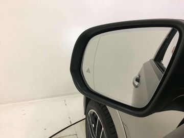 Car image 41