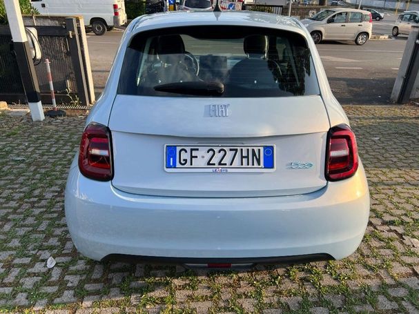 Fiat 500 e 70 kW image number 4