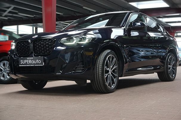 BMW X4 xDrive 140 kW image number 1