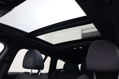 Car image 38