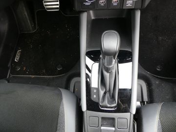 Car image 11