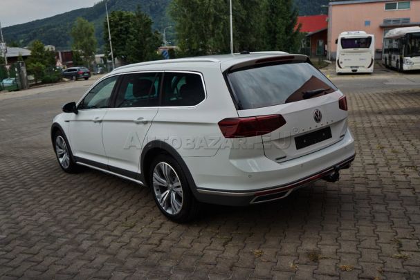 Volkswagen Passat Alltrack 2.0 TDI SCR 4Motion DSG 140 kW image number 13