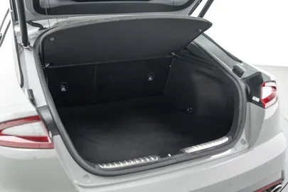 Car image 39