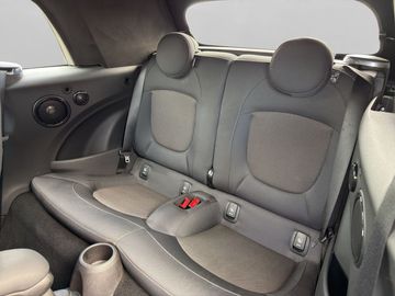 Car image 29
