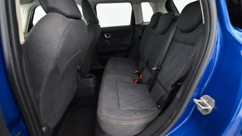Car image 24