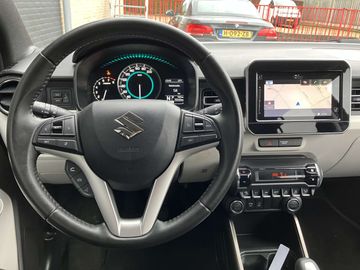 Car image 23