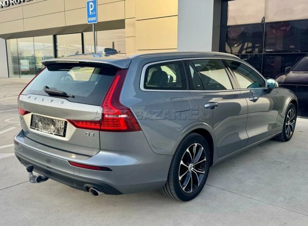 Volvo V60 D4 Momentum T8 140 kW image number 4