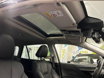 Car image 37