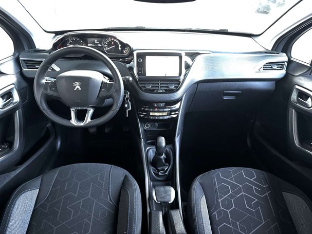 Peugeot 2008 61 kW image number 10